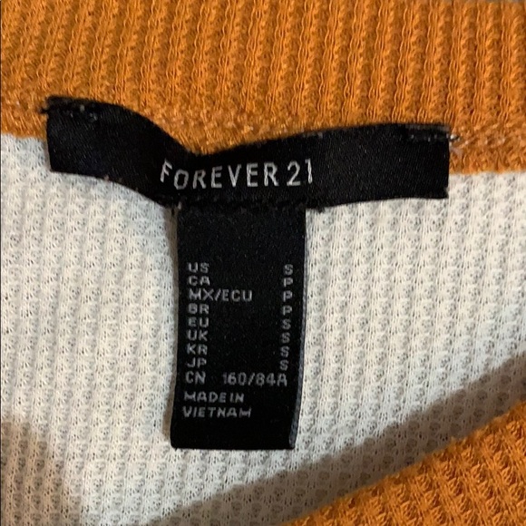 f21 top - Picture 2 of 2